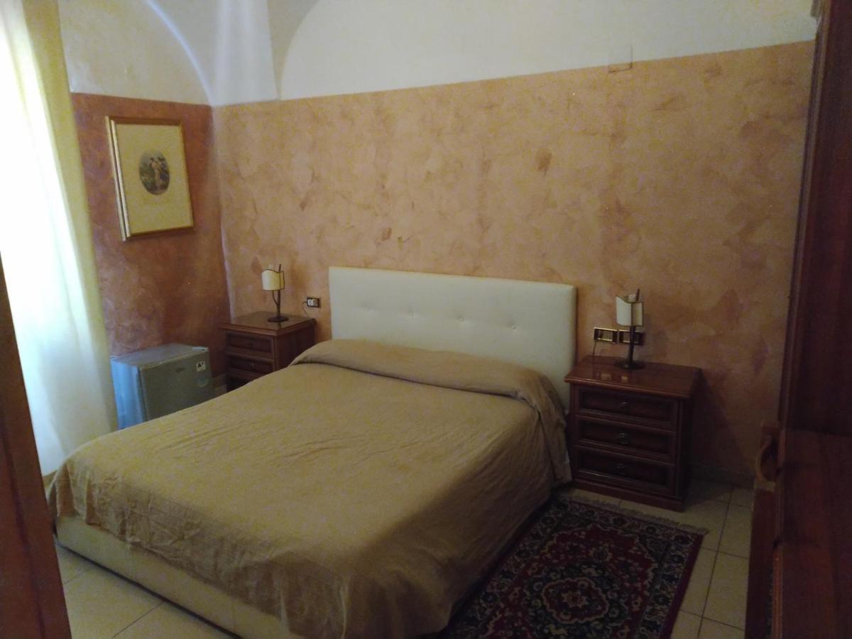 Hotel Centrale Europa Катания Екстериор снимка