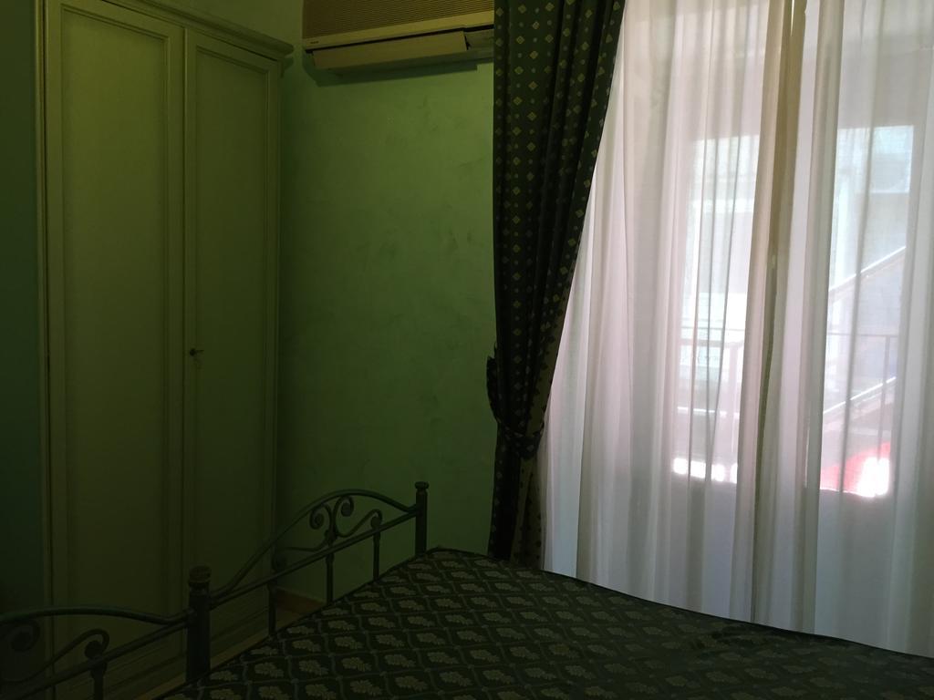 Hotel Centrale Europa Катания Екстериор снимка
